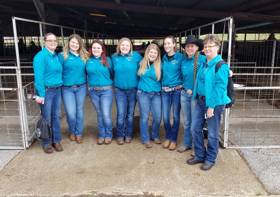 The FFA Horse Judging team was one of two events from Warsaw to qualify to compete at State FFA contest and convention on April 20-21. The horse judging team is coached by Adviser Stan Adler and volunteer coaches Stacy McGann and Kathy Downs. Those on the team who qualified are sophomores Morgan McGann, Brandi Hubert, Megan Mantonya and senior Ashlyn Yoder. Yoder also qualified for state in job interview.