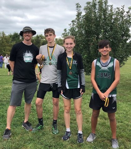 Cross Country runners gain endurance as season starts
