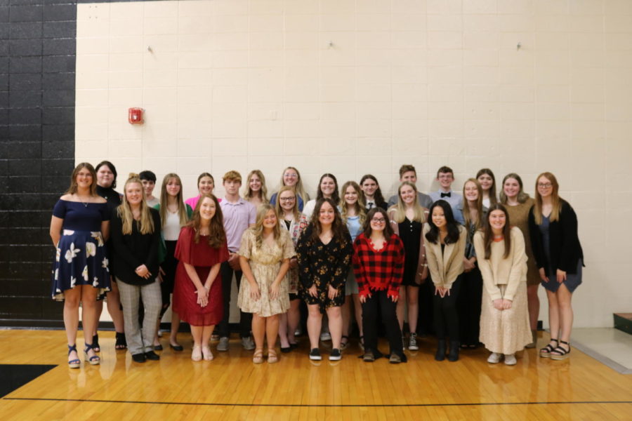 The National Honor Society members gathered on November 3 to induct the new members. The NHS includes: (front row) juniors Sarah Gilbert, Alyson Alcantara, seniors Janie Kilgore, Rachael Hawkins, junior Lovlie Haidusek, senior Abigail Dendish, and junior Josephine Kelsey; (middle row) juniors Hannah Wooldridge, Grace Drake, Nathaniel Banfield, Dallas Steinhoff, Autum Walton, seniors Jazzmyn Swisher, Samantha Pearman, and Julie Huckaby; (back row) juniors Sarah Holmes, Zane Huffman, seniors Ellie Murrell, Perrie Judd, Ashlyn Laue, Ashley Spry, Landon Boggs, Hudson Karr, Logan Schockmann, Anna Siegel, and Gracie Comer.