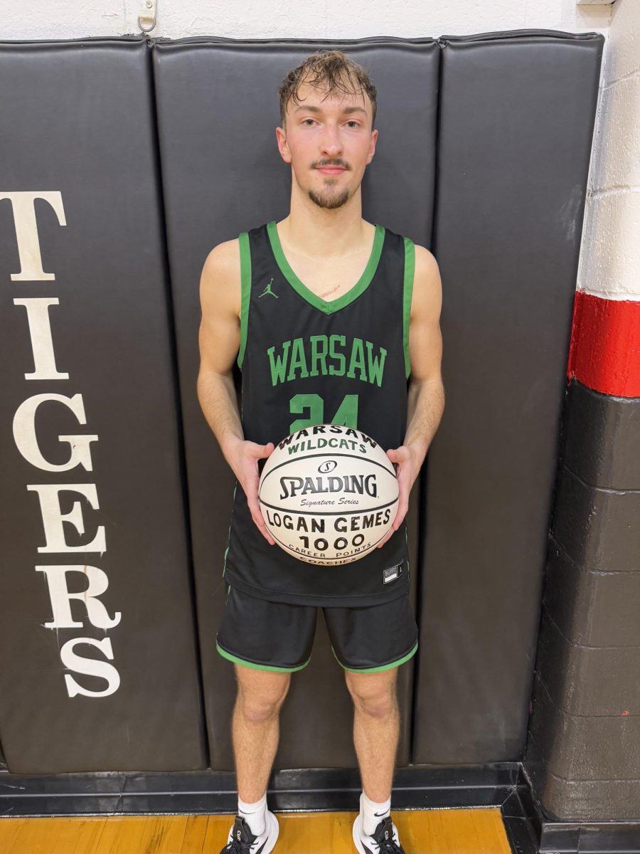 Senior forward/guard Logan Gemes achieved 1,000 career points in the second round of the Skyline tournament playing Wheatland. Gemes secured this milestone by hitting the very first 3 of the game.